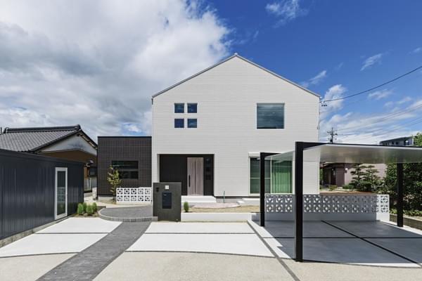 アールコーブホーム(安江工務店)の施工事例